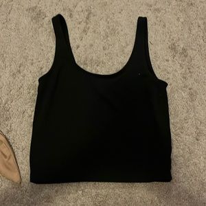 Black cropped tank top